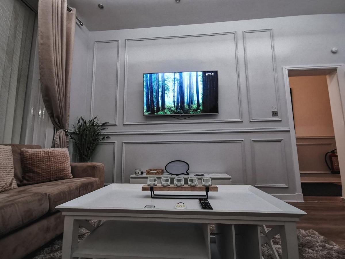Luxurious 3 Bedroom Apartment: Heart Of Westend Glasgow Bagian luar foto