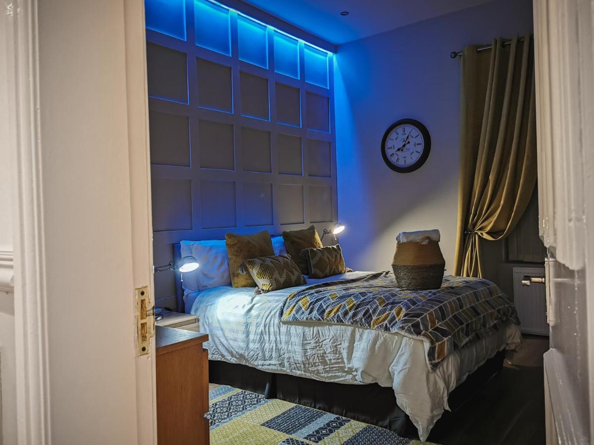 Luxurious 3 Bedroom Apartment: Heart Of Westend Glasgow Bagian luar foto