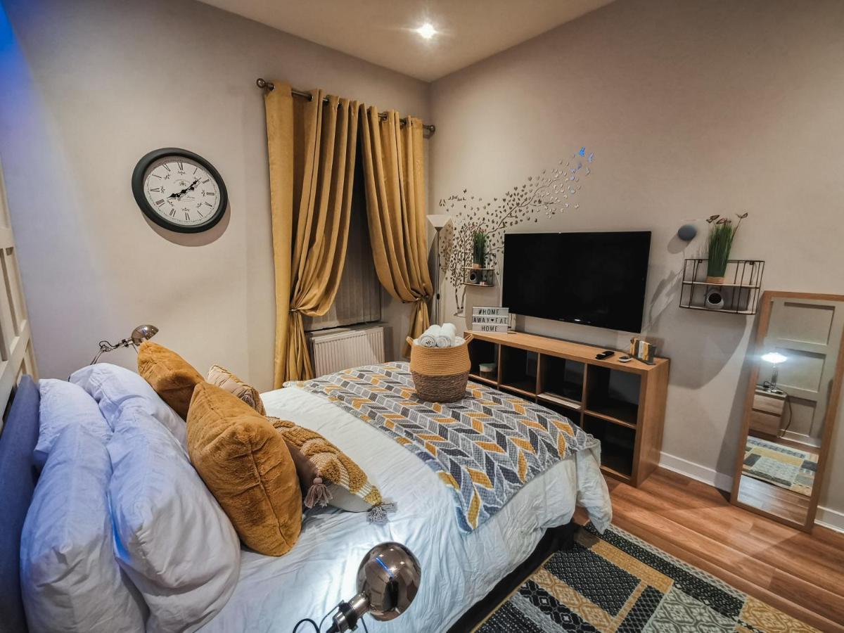 Luxurious 3 Bedroom Apartment: Heart Of Westend Glasgow Bagian luar foto